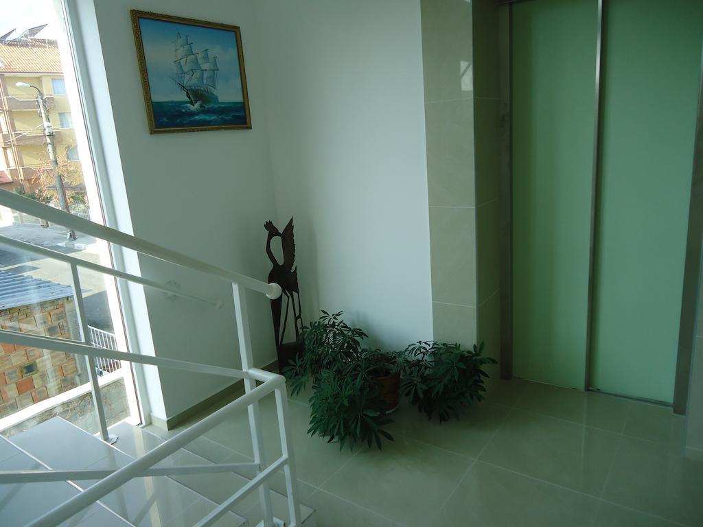 Pension Ruskovi Guesthouse Ravda Esterno foto